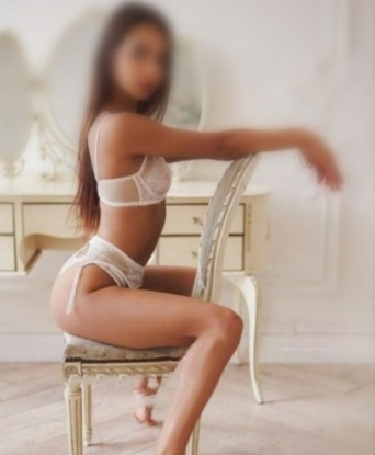 Алена, 23